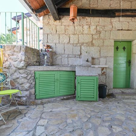 Villa Pristinus Krstatice Екстер'єр фото