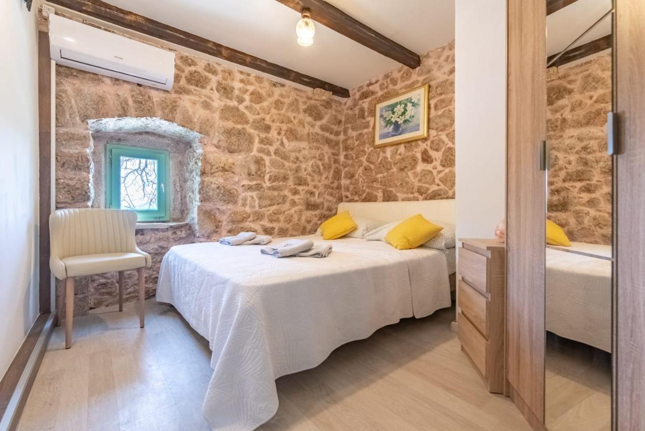 Villa Pristinus Krstatice Екстер'єр фото