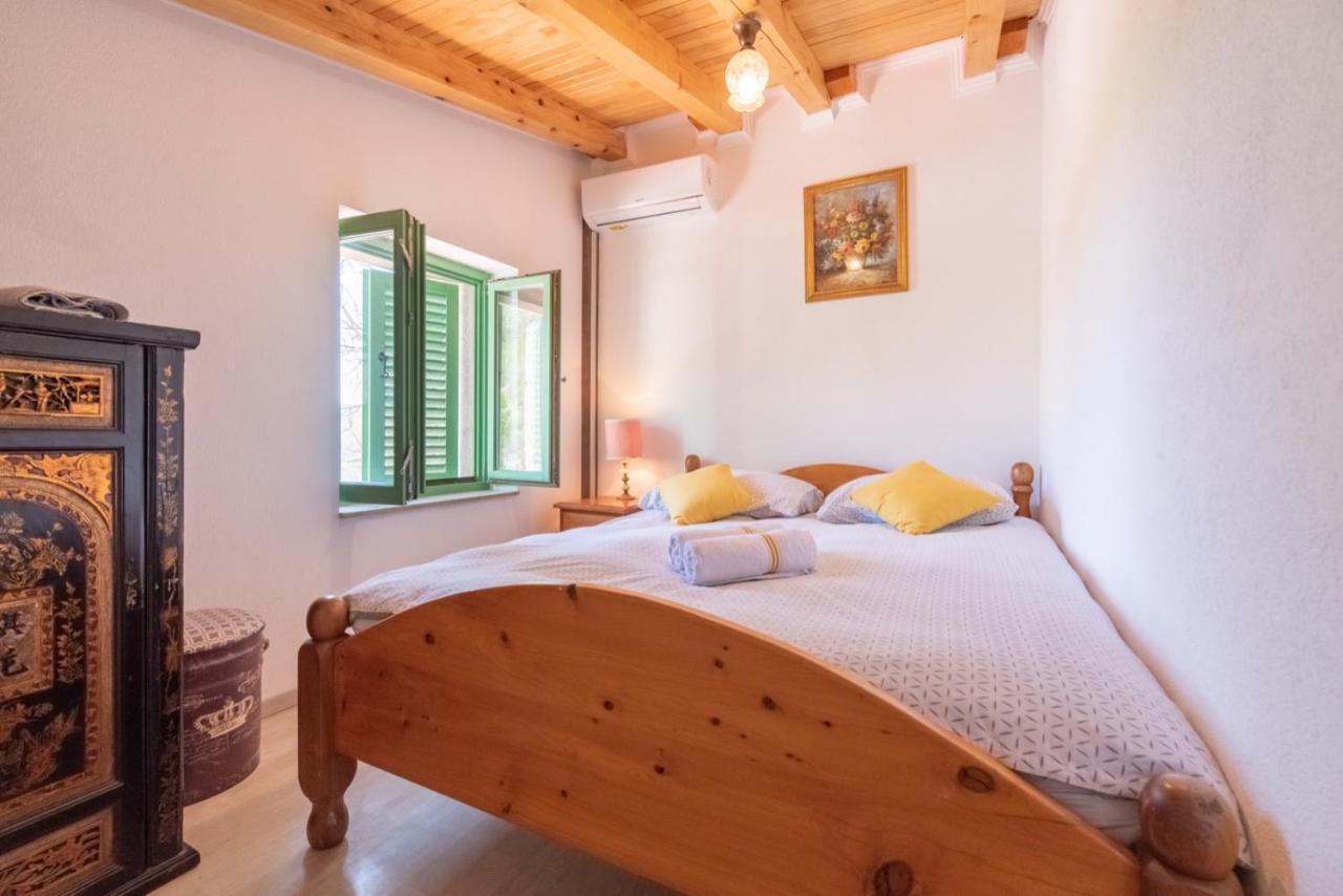 Villa Pristinus Krstatice Екстер'єр фото