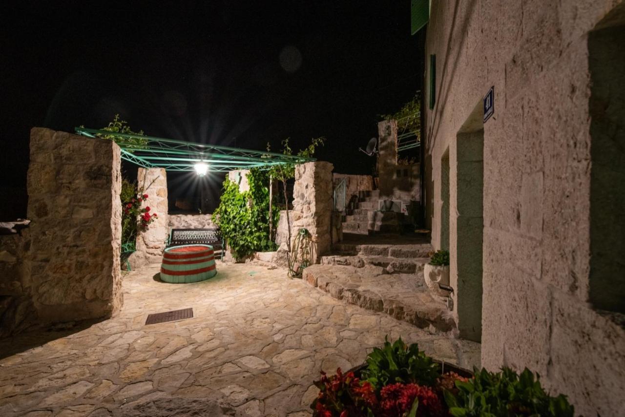 Villa Pristinus Krstatice Екстер'єр фото