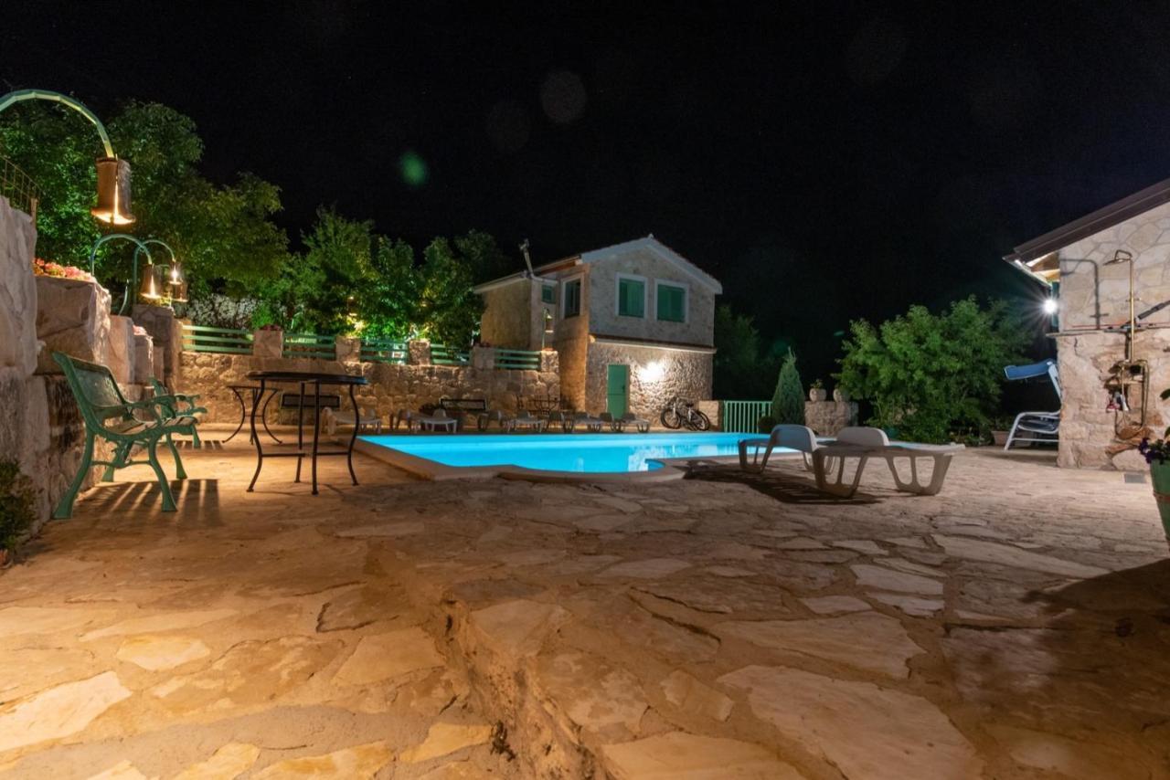 Villa Pristinus Krstatice Екстер'єр фото