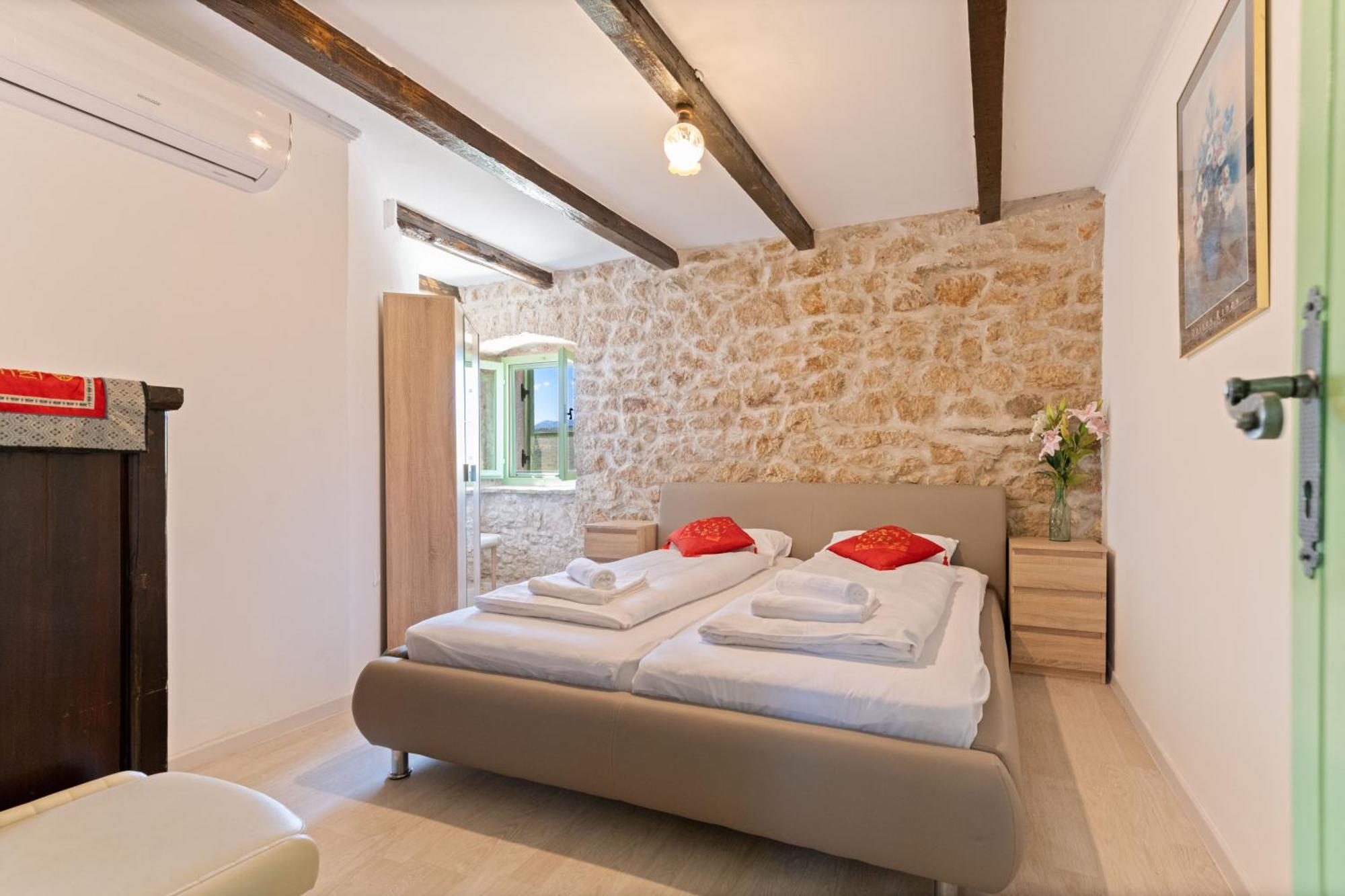 Villa Pristinus Krstatice Екстер'єр фото